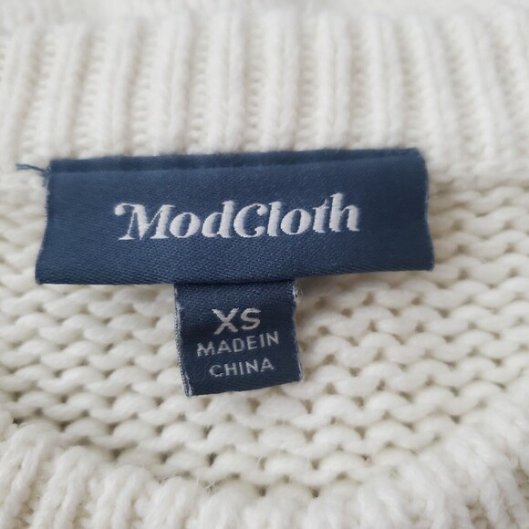 Modcloth Knit Sweater Ivory XS Crewneck Pullover Cozy Preppy Classic Casual - Picture 8 of 9